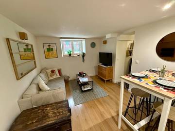 Gîte pour 4 personnes, avec terrasse et jardin dans Office De Tourisme De Trouville Sur Mer