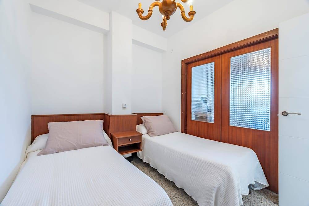 Entire apartment, Cozy Beachfront Apartment in Valdoviño in Valdoviño, Galician Coast