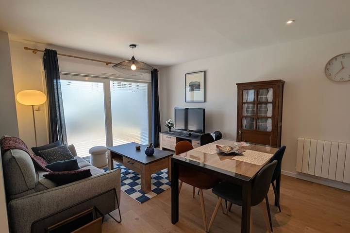 Gîte pour 2 personnes, avec Jardin à Saint-Étienne-lès-Remiremont
