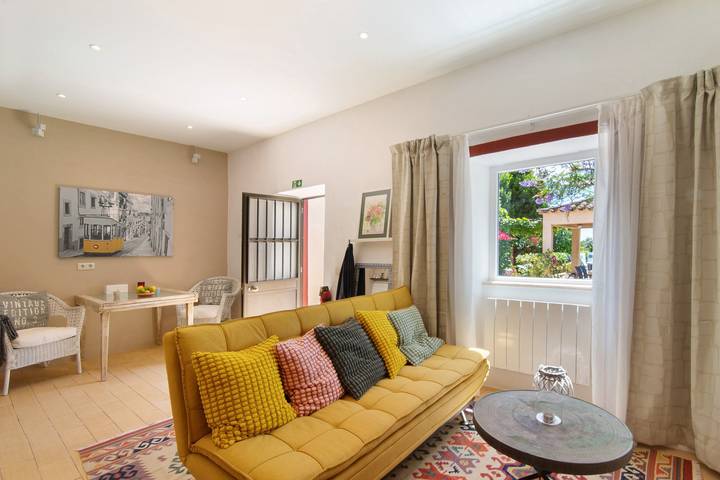 Holiday Home 'Casa Felix Number 1' with Shared Pool, Shared Terrace and Wi-Fi in Loulé (São Sebastião), Faro distrikt