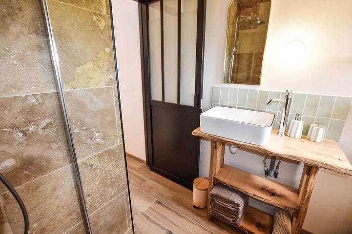 Location de vacances pour 5 personnes, avec jardin à Saint-Trinit - 4