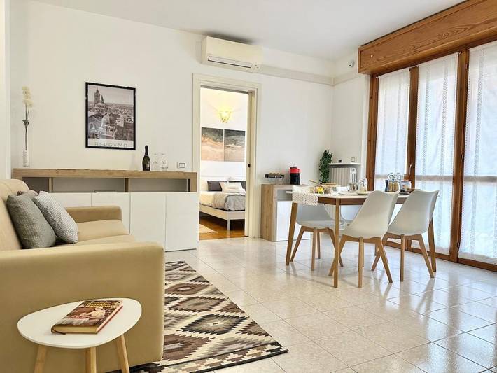 Gîte pour 4 personnes, avec terrasse à Stezzano