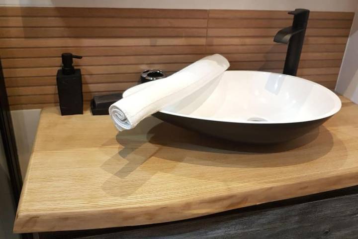 Gîte pour 2 personnes, avec vue et balcon dans Plage d'Albigny - 2