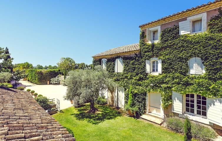Apartamento con vistas a la montaña, piscina y aparcamiento, Robion in Robion, Parque natural regional del Luberon