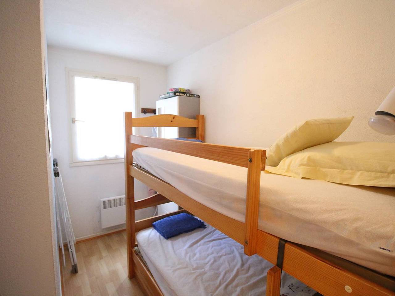 Apartamento entero, Apartamento para 4 personas con Terraza, Aparcamiento y Mascotas Admitidas in Luchon-Superbagnères, Bagnères-de-Luchon