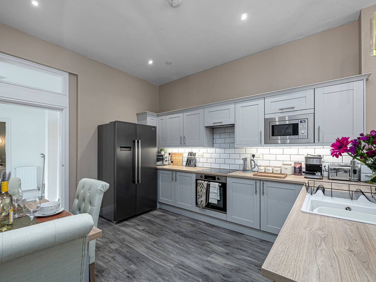 Entire apartment, Peace Retreats in Pwllheli, Gwynedd