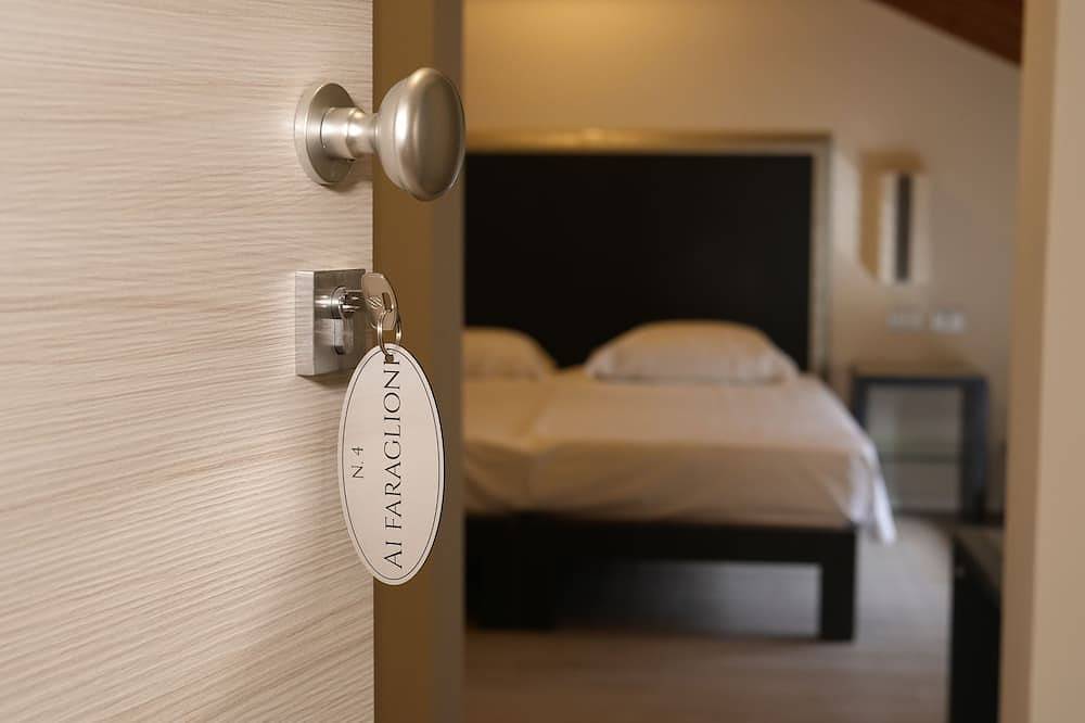 Viscuso House At the stacks n4 in Aci Castello (Borgo), Aci Castello