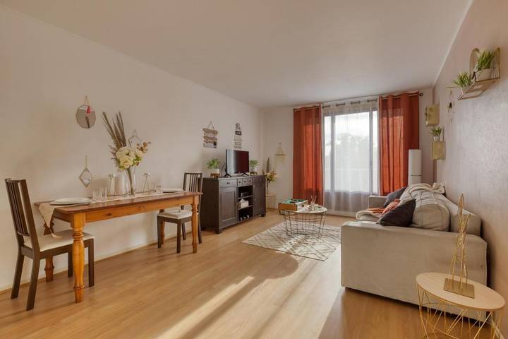 Gîte pour 2 personnes, avec balcon à Bagneux