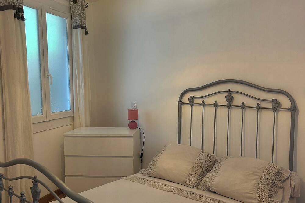 Ganze Wohnung, Charmantes Apartment nur wenige Schritte vom Pont du Gard entfernt in Sernhac, Nimes und Umgebung