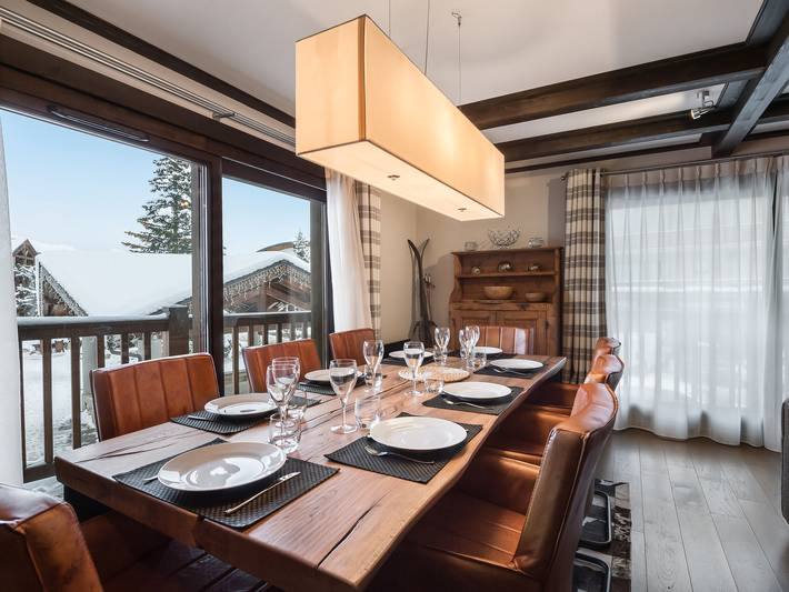 Apartamento entero, Elegante apartamento central con chimenea y aparcamiento en Courchevel in Courchevel 1650 (Moriond), Saint-Bon-Tarentaise