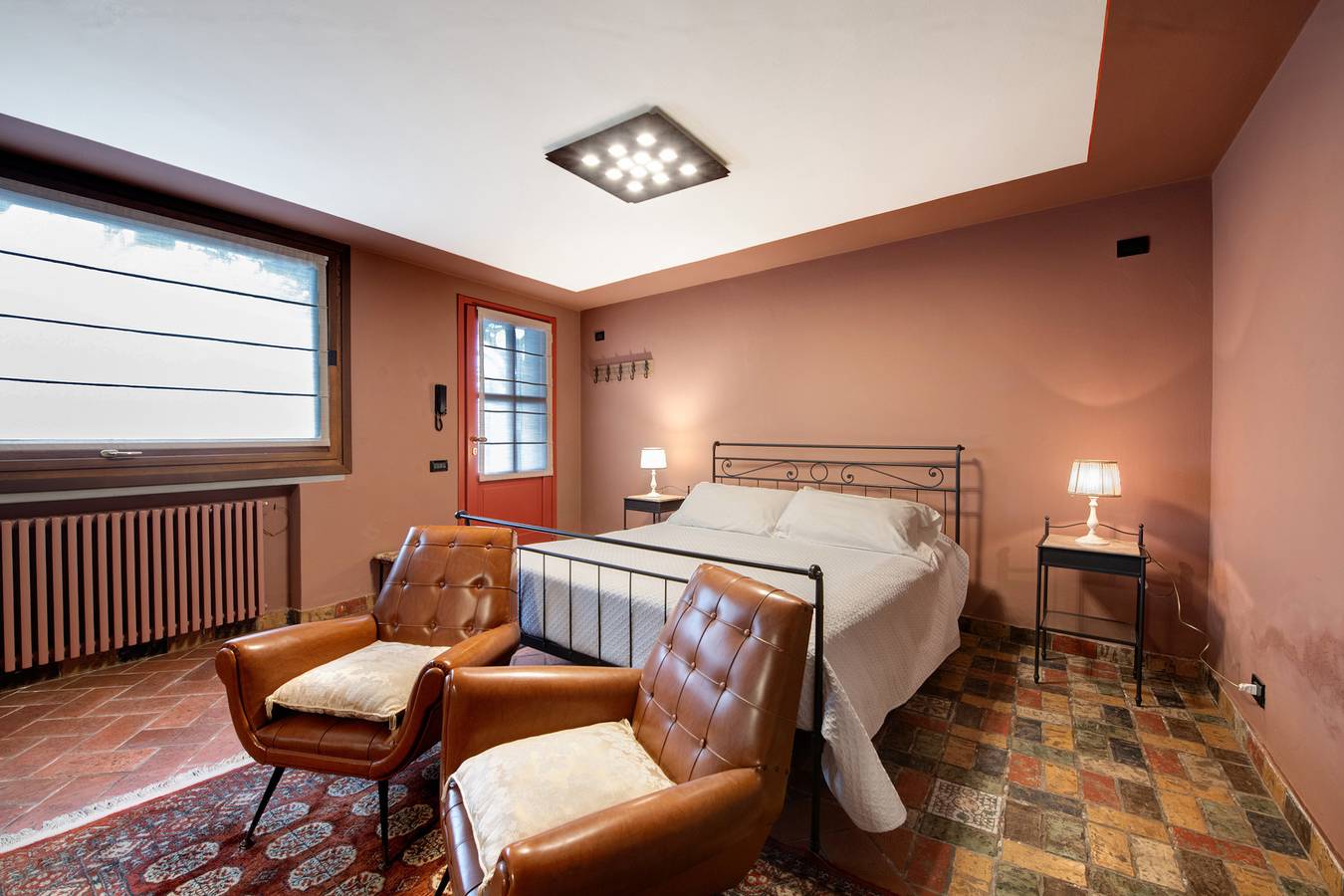 Entire apartment, Apartment 'Loft' with Wi-Fi in Pilzone, Comune di Iseo