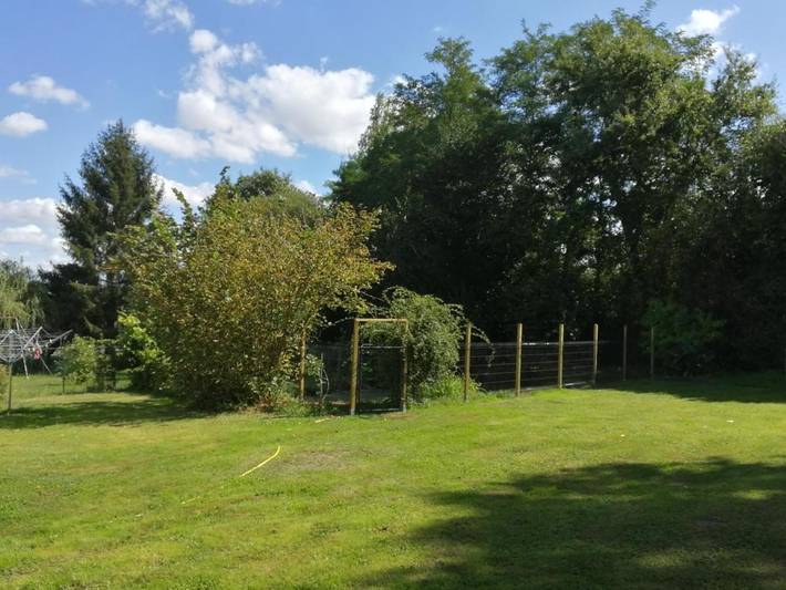 Location de vacances pour 2 personnes, avec vue ainsi que jardin et terrasse à Montendre - 4