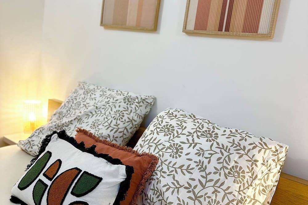 Haven of peace, in the heart of the Luberon, Furnished apartment for 3 people, 5 minutes from Lourmarin in Cadenet, Parc naturel régional du Luberon