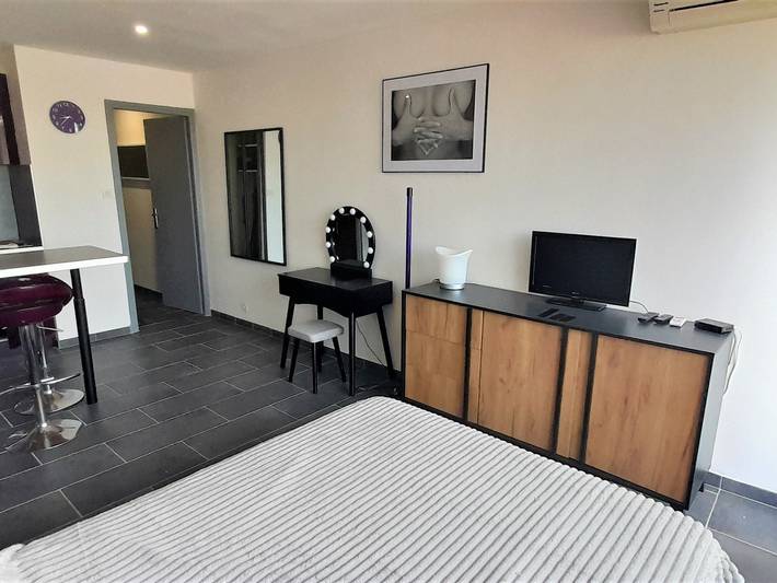 Gîte pour 2 personnes, avec Terrasse dans Plage Naturiste (Le Cap d'Agde) - 4