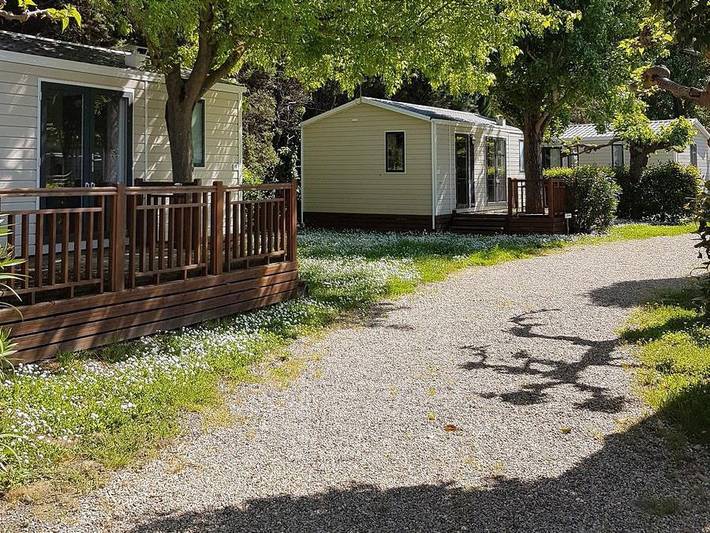 Mobil home pour 4 personnes, avec bassin pour enfant à Tarascon - 2