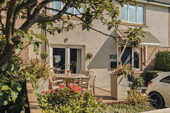 Cottage for 6 people, with terrace, with pets in Craster