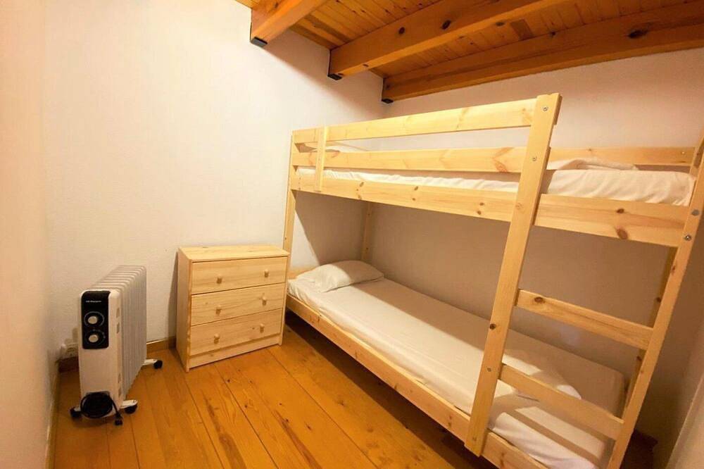 Appartement entier, Duplex 2 ch. 6 Pers. Cheminée, Vues, Lave-vaisselle et Lave-linge in Bourg-Madame, Parc naturel régional des Pyrénées catalanes