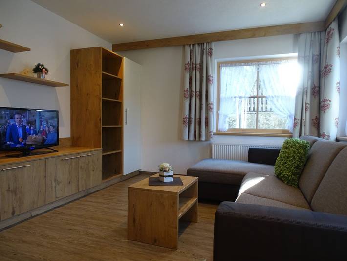 Ferienwohnung für 5 Personen, mit Balkon und Garten in Nauders - 2