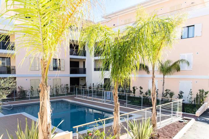 Gîte pour 4 personnes, avec piscine et terrasse dans Port du Mourre-Rouge - 3