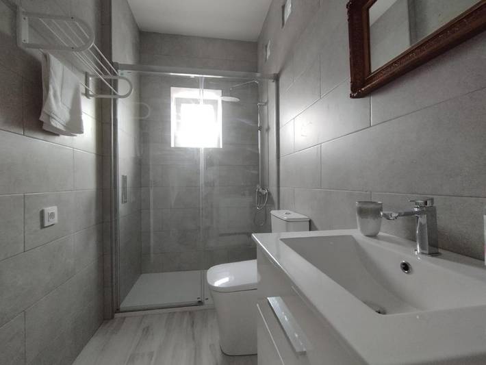 Casa rural para 3 personas, con terraza, Se admiten mascotas en Cangas - 4