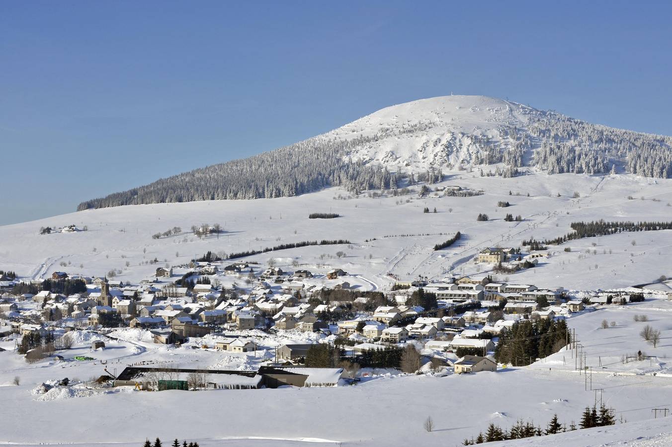 Apartamento entero, Vvf Haute Loire Les Estables - Apartamento 2 piezas 6 personas y 1 bebé - 2 años  in Les Estables, Parc naturel régional des Monts d'Ardèche