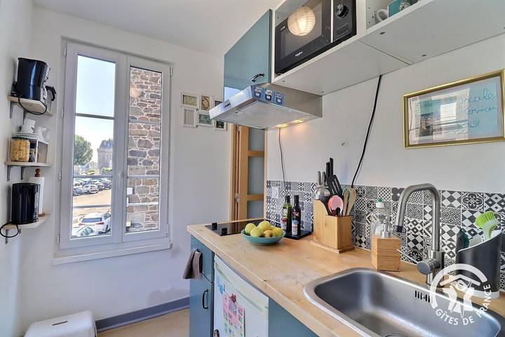 Gîte pour 2 personnes, avec vue dans Port de Plaisance des Sablons - 4