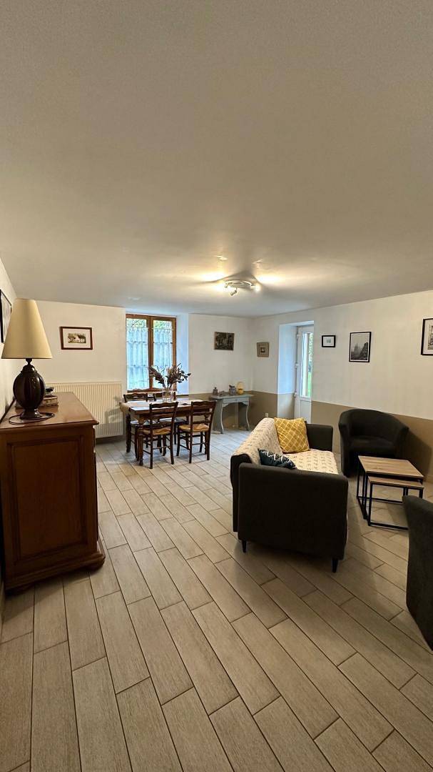 Gîte pour 6 personnes, avec jardin, animaux acceptés à Baume-les-Messieurs - 3