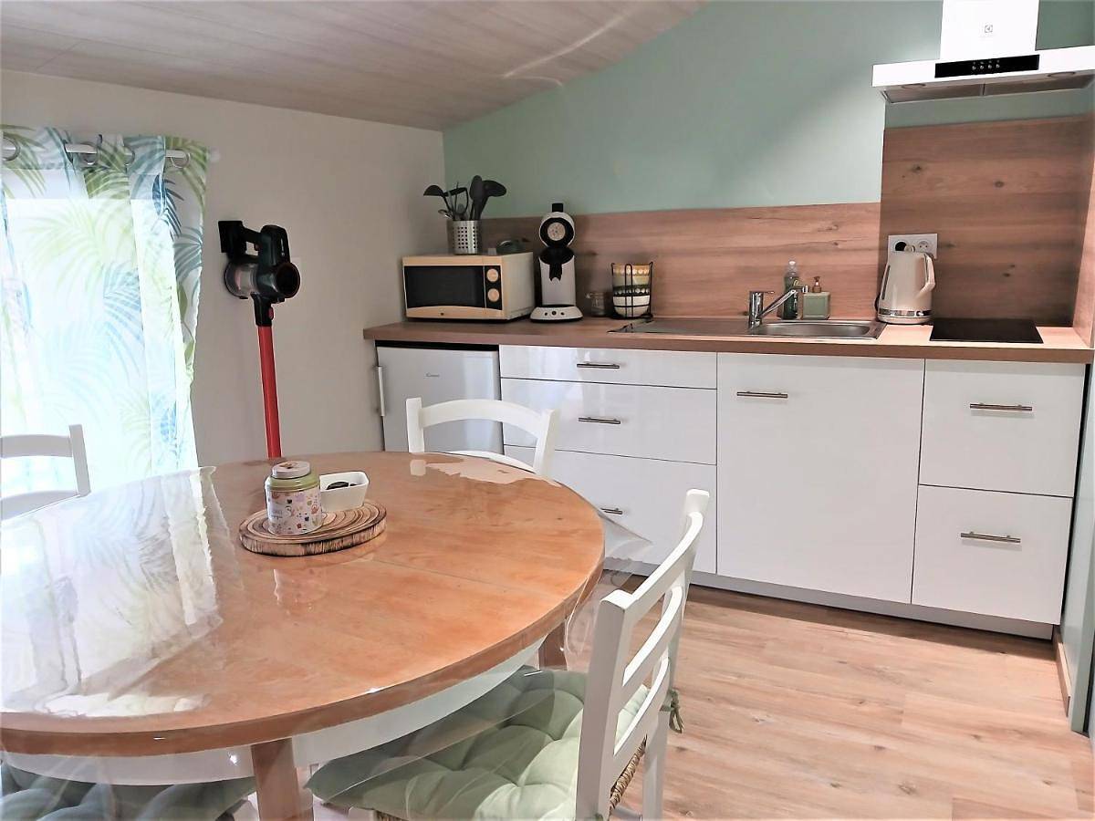 Appartement entier, Le P'tit Gîte d'Isa, 15 km du Puy du Fou in La Chapelle-Largeau, Mauléon