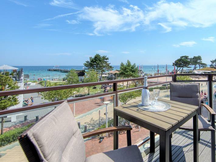 Ferienwohnung mit Meerblick für 5 Personen, mit Balkon und Ausblick sowie Seeblick