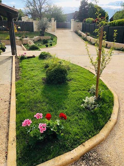 Gîte pour 7 personnes, avec vue et terrasse à Fleurac - 3