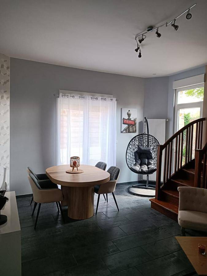 Maison de vacances pour 4 personnes, avec Jardin à Valenciennes