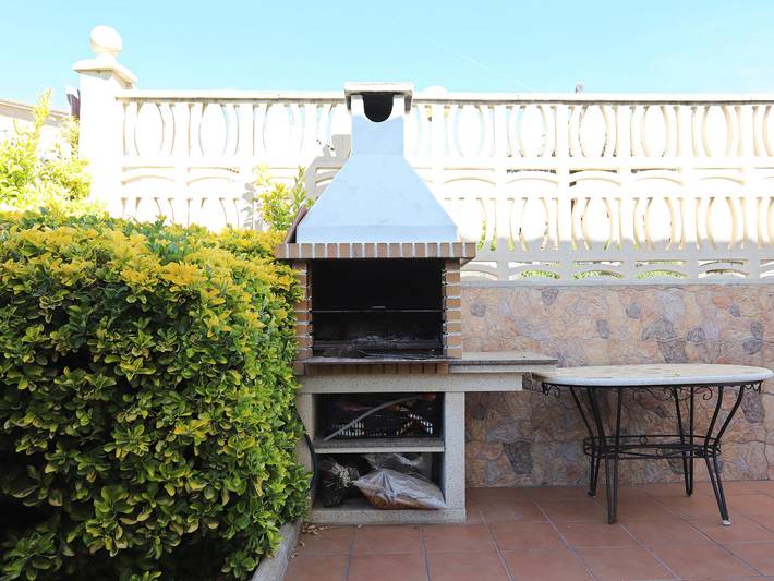 Maison 2 étages avec climatisation et terrasse in Creixell, Costa Dorada