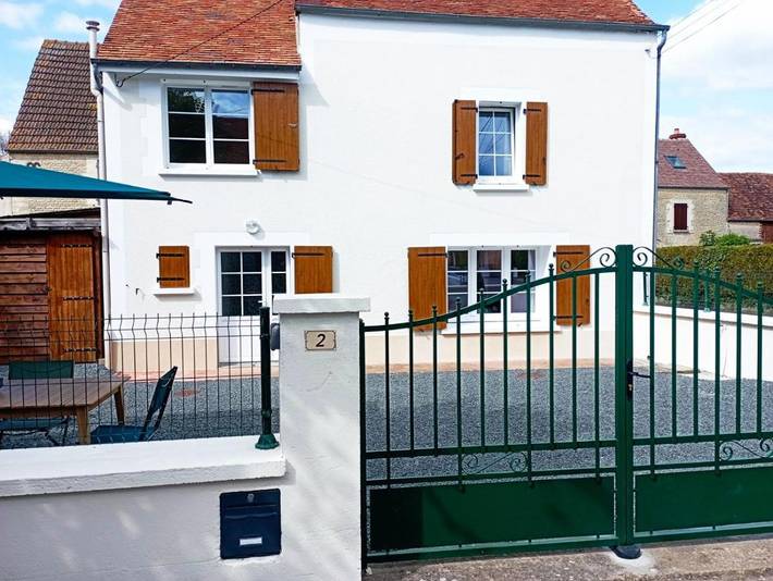 Location de vacances pour 4 personnes, avec terrasse, animaux acceptés à Bernières-d'Ailly