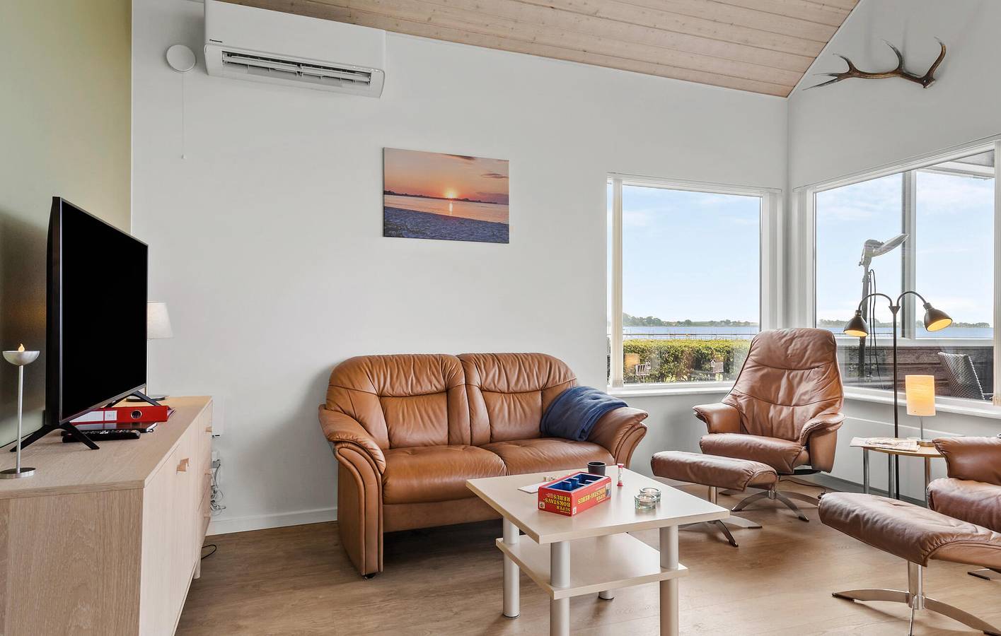 Vacation house for 3 people with yard in Bjert, Little Belt