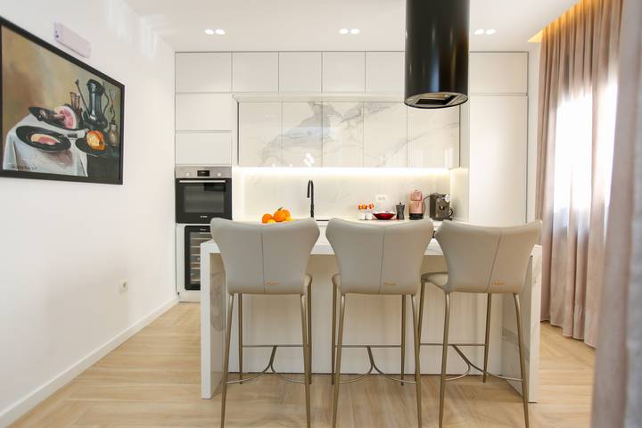 Villa für 11 Personen mit Balkon in Orikum, Vlorë
