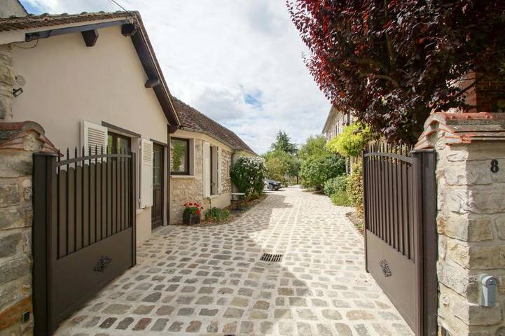 Location de vacances pour 4 personnes, avec Terrasse à Moret-sur-Loing