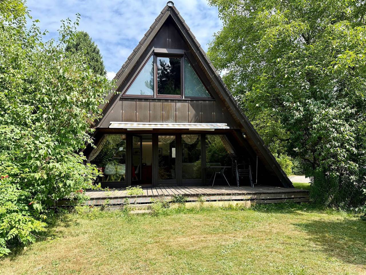 Voll ausgestattetes Ferienhaus "Winnetou" Nr.27 im Grünen mit Terrasse in Waldbrunn, Neckar-Odenwald-Kreis