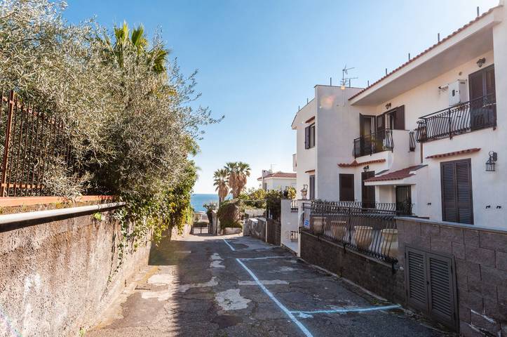 Appartamento per 2 persone, con Balcone a Aci Castello (Borgo)