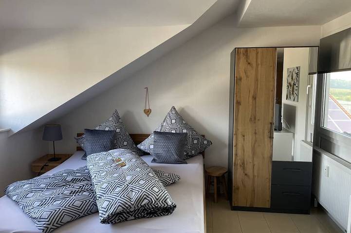 Ferienwohnung für 2 Personen, mit Garten und Balkon nahe des Ravensburger Spieleland - 3