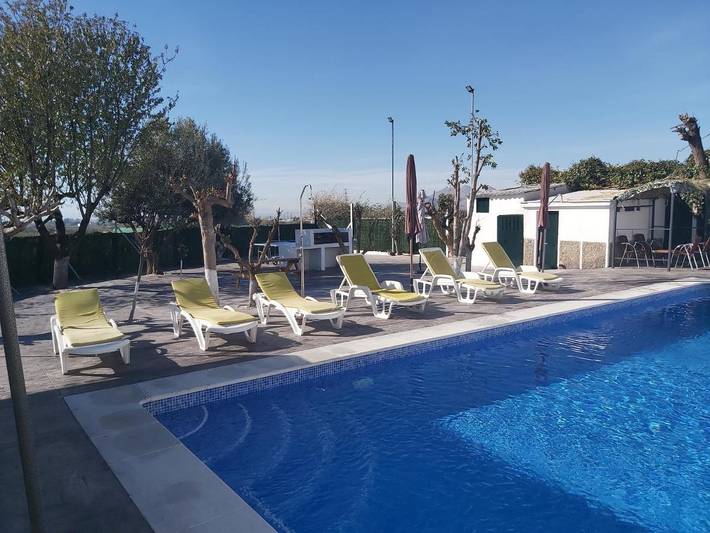 Chalet para 14 personas, con terraza y piscina además de vistas y jardín en Vega de Granada - 2