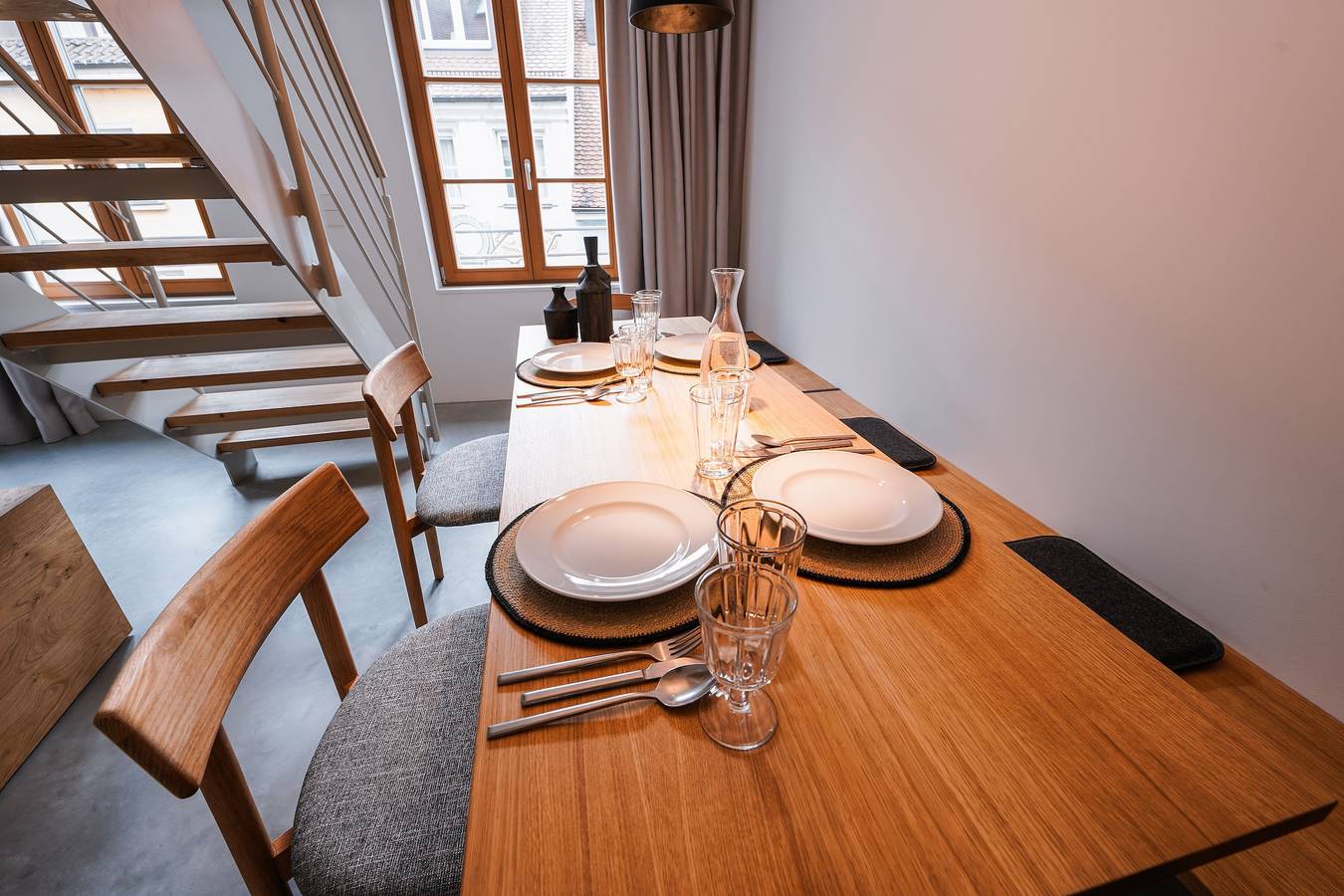 Entire apartment, Apartment '4 persons' with covered loggia on the 3rd floor in the immediate vicinity of the lake in Überlingen, Region Bodensee-Oberschwaben