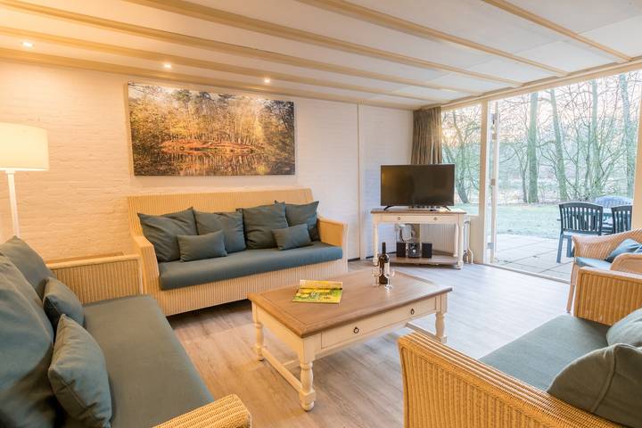 Bungalow für 10 Personen, mit Sauna und Garten sowie Terrasse - 1