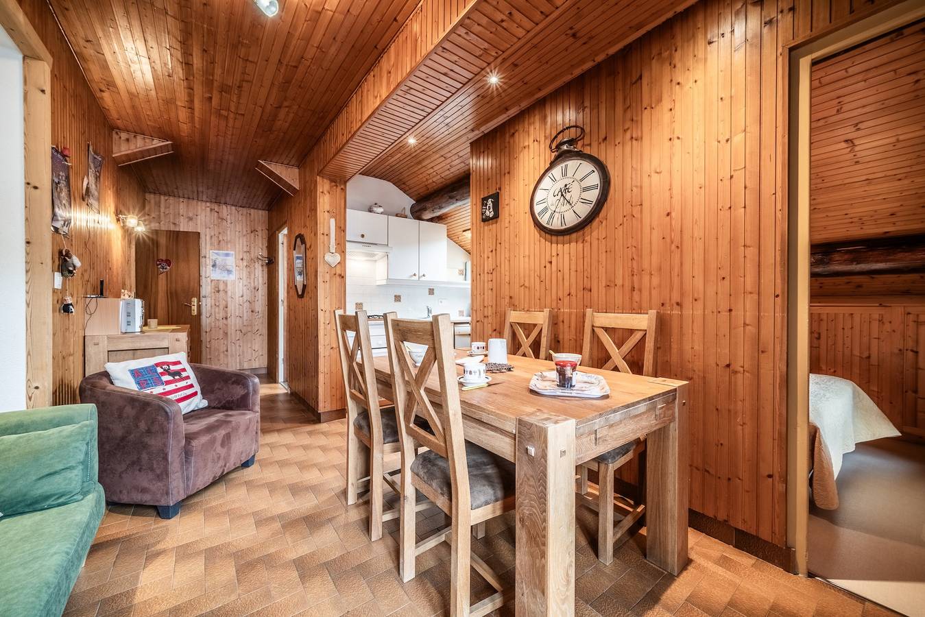 Ganze Wohnung, Ferienwohnung 'Appartement Chalet - Le Fêni' mit Bergblick, Balkon und Wlan in Abondance, Les Portes du Soleil