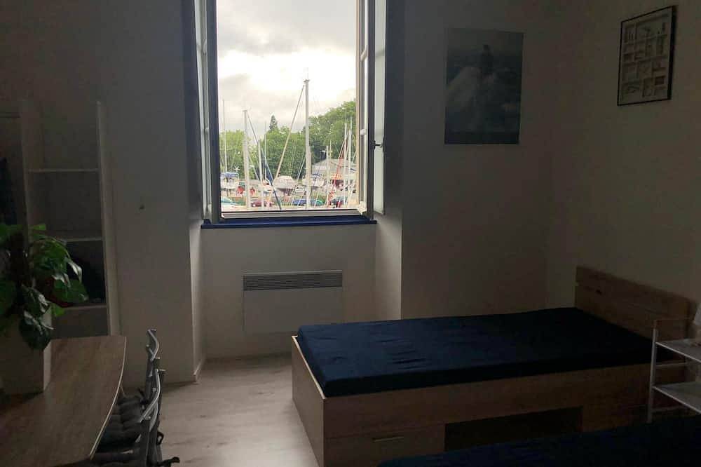 Apartamento entero, Amueblado todo el confort, vista en el puerto deportivo y cerca de las termas in Rochefort, Region de Rochefort