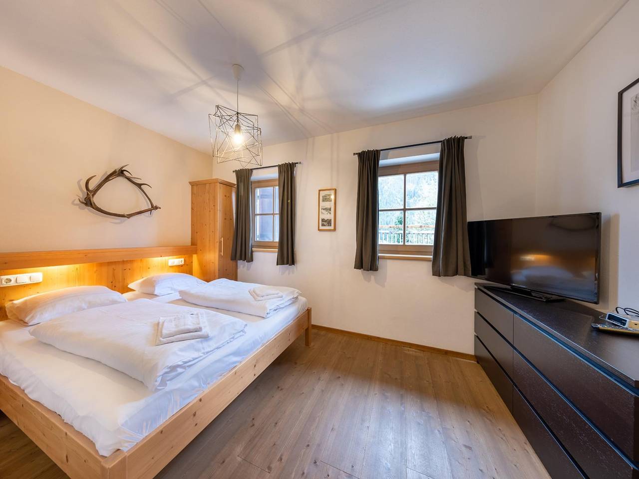 Luxuriöses Chalet mit Sauna, Wald im Pinzgau in Pinzgau