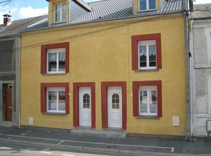 Gîte pour 10 personnes, avec terrasse et jardin