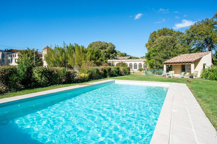 Maison de vacances pour 8 personnes, avec Balcon et Terrasse ainsi que Jardin et Piscine à Baillargues