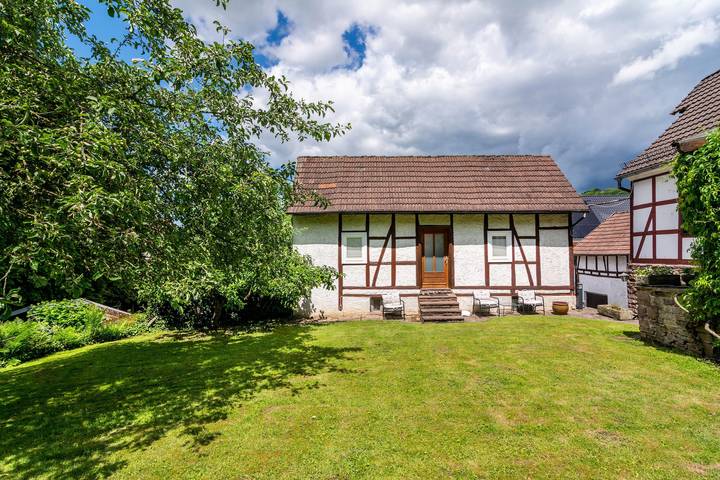 Vakantiehuis "Am Ritzberg 2" met gedeelde tuin en wifi in Beverungen, Kreis Höxter