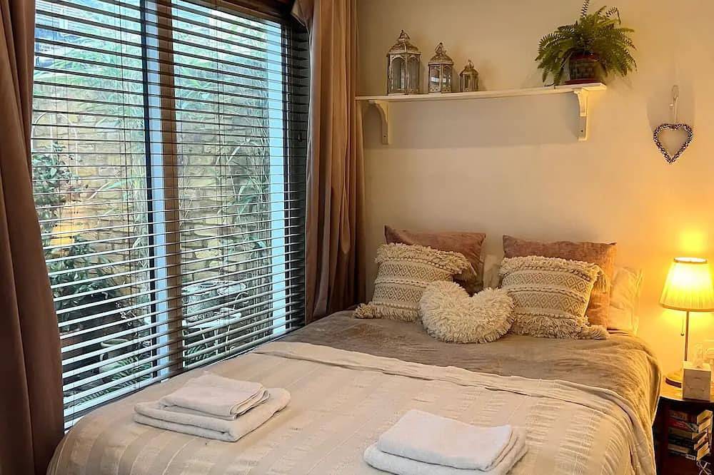 Ganze Wohnung, Sunny London Garden Apartment in Hackney, London