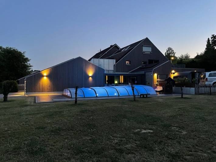 Ferienwohnung für 7 Personen, mit Terrasse und Whirlpool sowie Garten und Pool in Mützenich (Monschau) - 2